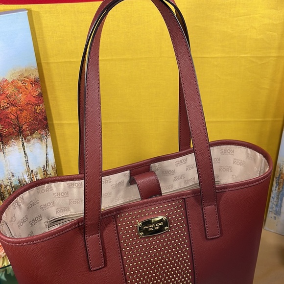 Authentic Micro Studded - Michael Kors Leather Jet Tote - Picture 3 of 13